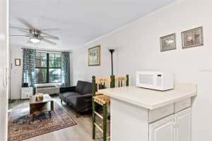 2490 14TH DRIVE, GAINESVILLE, FL 32608 - MLS#MFRGC526020