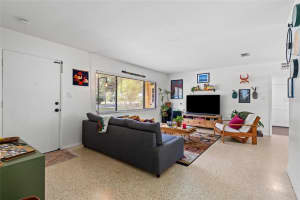 1231 25TH TERRACE, GAINESVILLE, FL 32605 Sold 12/13/24