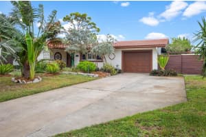 1699 ALCAZAR WAY, ST PETERSBURG, FL 33712 Sold 12/30/24
