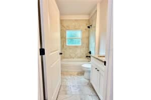 3832 27TH STREET, GAINESVILLE, FL 32641 Sold 12/09/24