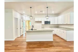 3832 27TH STREET, GAINESVILLE, FL 32641 Sold 12/09/24