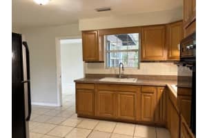 2405 46TH TERRACE, GAINESVILLE, FL 32606 Sold 02/09/25