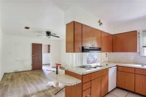 1802 15TH TERRACE, GAINESVILLE, FL 32609 Sold 12/10/24