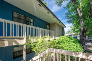 2811 ARCHER ROAD, GAINESVILLE, FL 32608 Sold 12/30/24