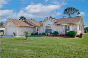 302 PINE BREEZE DRIVE, EDGEWATER, FL 32141 Sold 01/10/25