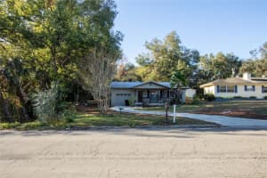 617 HEBRON AVENUE, KEYSTONE HEIGHTS, FL 32656 Sold 01/29/25