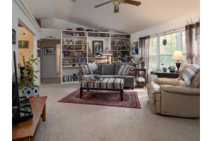 19716 270TH TERRACE, HIGH SPRINGS, FL 32643 Sold 02/13/25