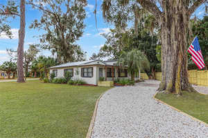 431 32 AVENUE, GAINESVILLE, FL 32609 Sold 04/11/25