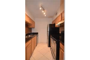 6519 NEWBERRY ROAD, GAINESVILLE, FL 32605 - MLS#MFRGC527159