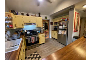 6189 18TH TERRACE, GAINESVILLE, FL 32608 Sold 02/28/25