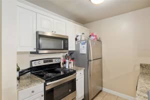 921 DEPOT AVENUE, GAINESVILLE, FL 32601 Sold 04/17/25