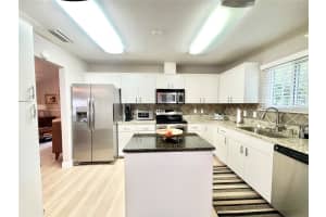10515 36TH LANE, GAINESVILLE, FL 32606 Sold 03/26/25