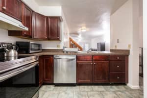 2027 39TH WAY, GAINESVILLE, FL 32607 Sold 04/25/25