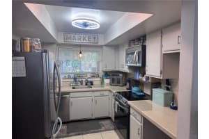 1655 58TH TERRACE, ST PETERSBURG, FL 33712 - MLS#MFRGC527639