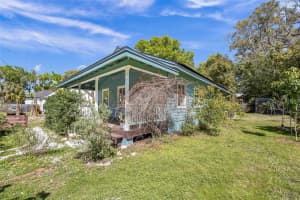 637 4TH STREET, GAINESVILLE, FL 32601 Sold 07/28/25