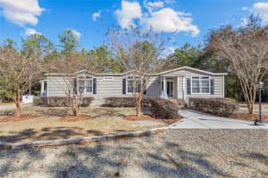 2707 SW COUNTY ROAD 18, FORT WHITE, FL 32038 Sold 08/22/25