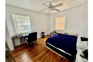 3035 UNIVERSITY AVENUE, GAINESVILLE, FL 32607 - MLS#MFRGC528158