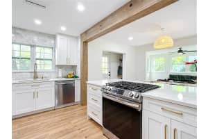 5230 86TH TERRACE, GAINESVILLE, FL 32608 Sold 04/02/25