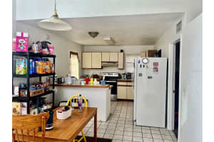2707 4TH PLACE, GAINESVILLE, FL 32607 Sold 04/17/25