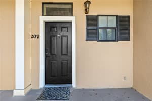 20 6TH STREET, GAINESVILLE, FL 32601 Sold 03/13/25