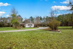 11668 W COUNTY ROAD 18, LAKE BUTLER, FL 32054 Sold 10/17/25