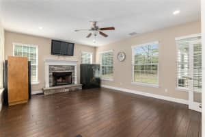 8260 24TH STREET, HIGH SPRINGS, FL 32643 Sold 04/16/25