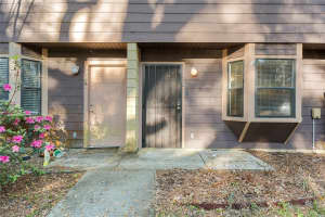 4332 68TH TERRACE, GAINESVILLE, FL 32608 Sold 05/16/25