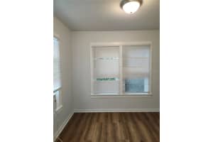423 NW 10TH ST, GAINESVILLE, FL 32601 - MLS#MFRGC528606