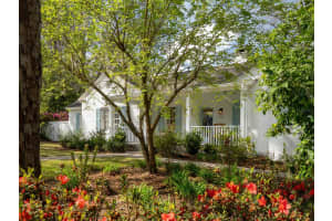710 27TH STREET, GAINESVILLE, FL 32607 Sold 05/05/25