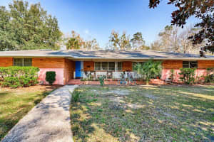 2106 4TH PLACE, GAINESVILLE, FL 32603 Sold 04/21/25