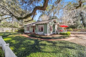 627 2ND PLACE, GAINESVILLE, FL 32601 Sold 05/08/25