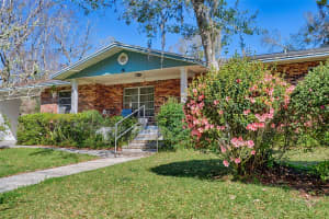 3744 7TH PLACE, GAINESVILLE, FL 32607 Sold 04/30/25