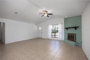 1111 19TH PLACE, GAINESVILLE, FL 32601 Sold 07/03/25