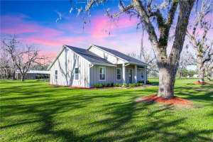 11566 SW COUNTY ROAD 18, HAMPTON, FL 32044 Sold 04/25/25