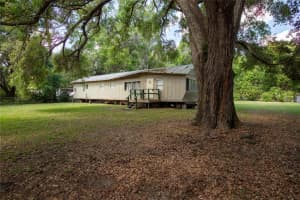 6398 CASCADE DRIVE, KEYSTONE HEIGHTS, FL 32656 Sold 08/22/25