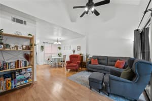 5733 10TH PLACE, GAINESVILLE, FL 32607 - MLS#MFRGC529584