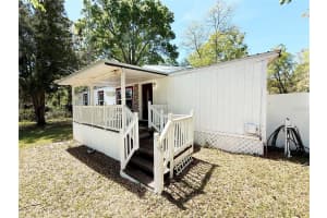 20490 US 441 HIGHWAY, HIGH SPRINGS, FL 32643 Sold 11/26/25