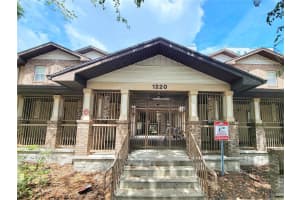 1220 1ST AVENUE, GAINESVILLE, FL 32601 Sold 06/09/25