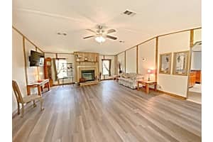 193 FOX PLACE, FORT WHITE, FL 32038 Sold 09/22/25