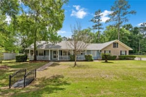 608 10TH BOULEVARD, WILLISTON, FL 32696 Sold 06/30/25