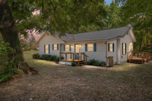 17221 71ST PLACE, HAWTHORNE, FL 32640 Sold 07/10/25