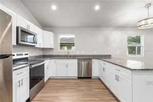 23215 RAILROAD AVENUE, HIGH SPRINGS, FL 32643 Sold 08/29/25