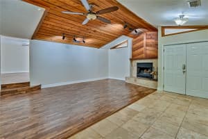 102 28TH TERRACE, GAINESVILLE, FL 32607 Sold 07/17/25