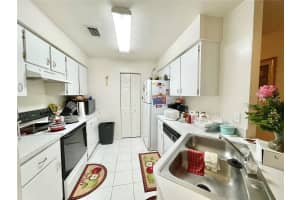 2527 37TH PLACE, GAINESVILLE, FL 32605 - MLS#MFRGC530199