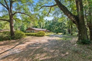 1231 OLD BELLAMY ROAD, HIGH SPRINGS, FL 32643 Sold 06/05/25