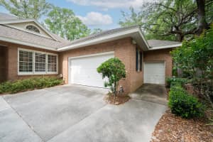 10409 SW 49th Ln, Gainesville, FL 32608, Sold 05/22/25
