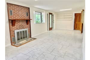 1041 10TH AVENUE, GAINESVILLE, FL 32601 - MLS#MFRGC530374