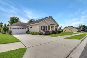 16611 165TH TERRACE, ALACHUA, FL 32615 Sold 07/18/25