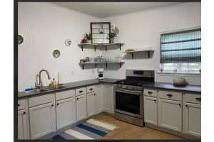 2214 PRESIDENT STREET, PALATKA, FL 32177 - MLS#MFRGC530439