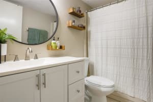 5542 8TH PLACE, GAINESVILLE, FL 32607 Sold 07/03/25